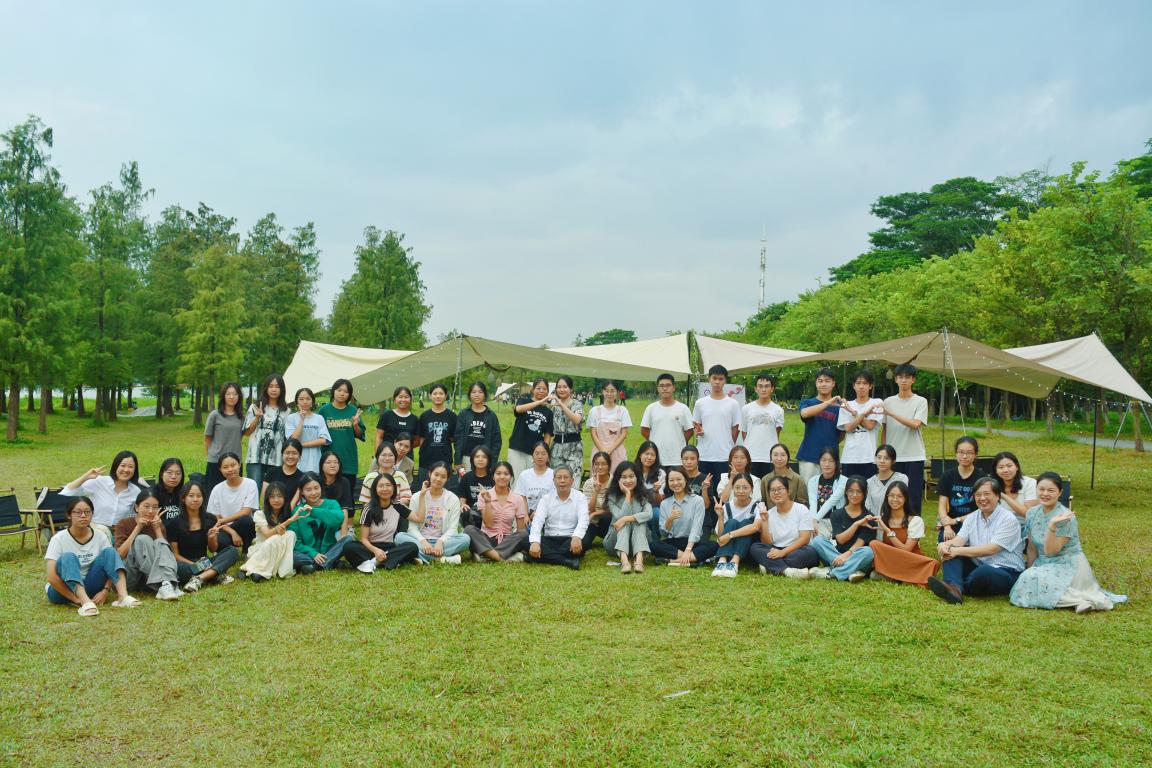 珠江岸畔，“第一班主任”与马院学子话思政